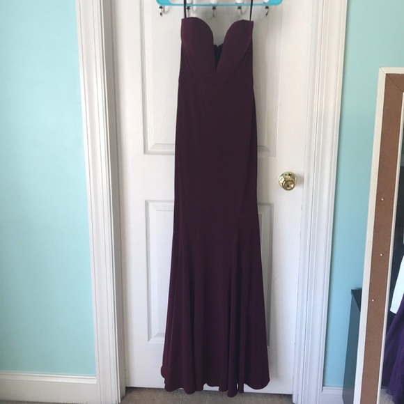 Gorgeous Jovani formal prom gown. Worn once! - Picture 1 of 7